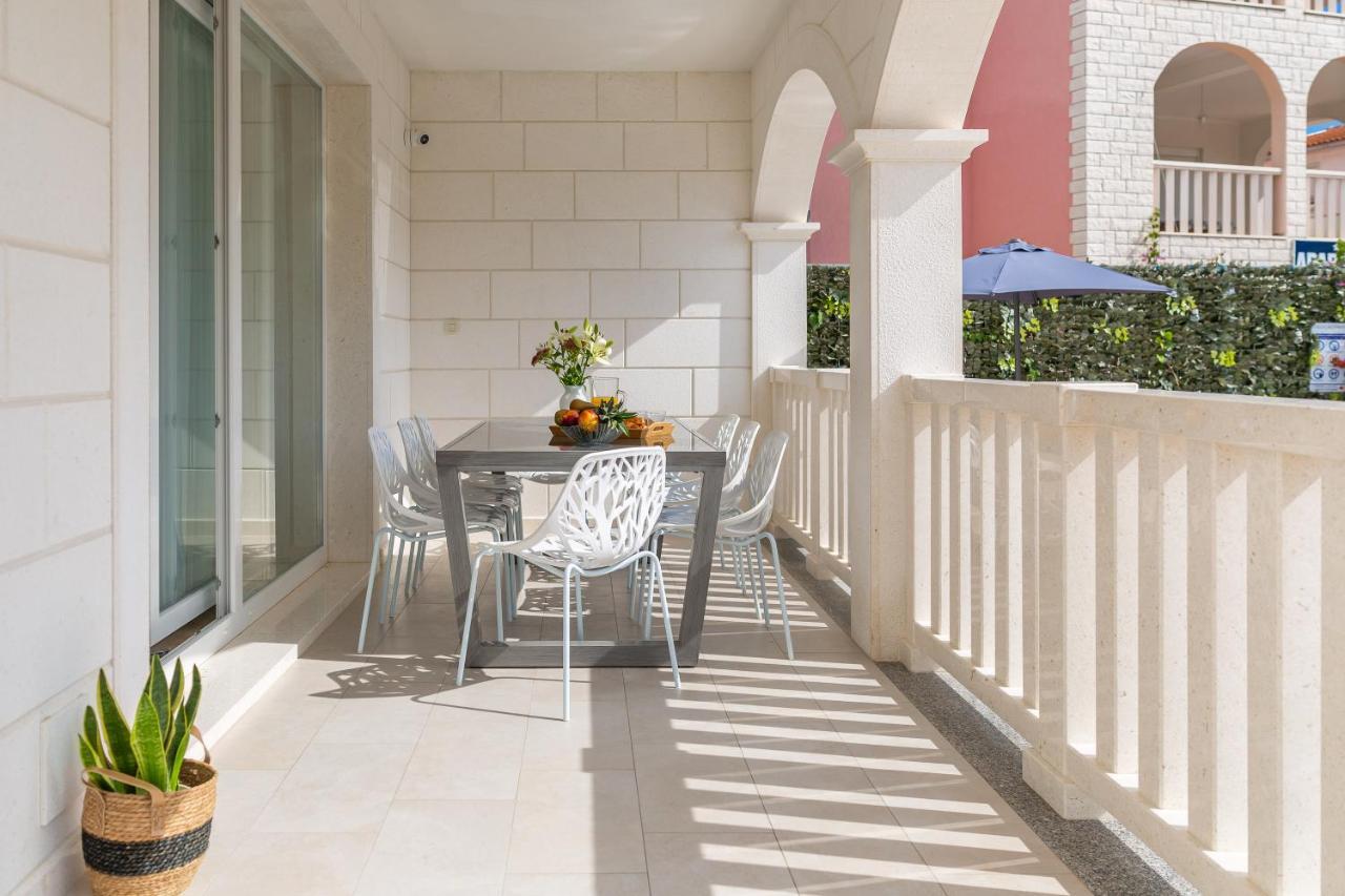 Villa Authentica With Heated Pool Grebaštica Zewnętrze zdjęcie