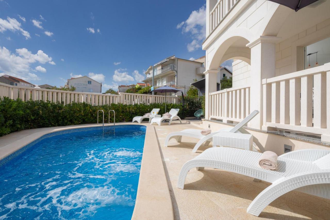 Villa Authentica With Heated Pool Grebaštica Zewnętrze zdjęcie